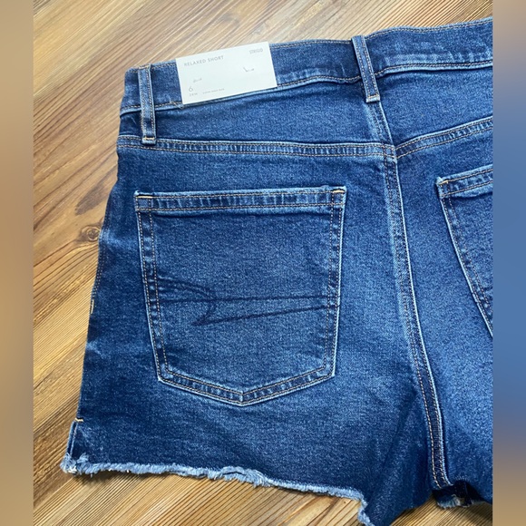4/$16 American Eagle Relaxed Jean Shorts - Picture 2 of 13